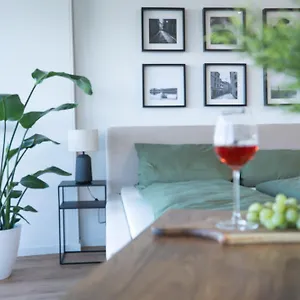 helles-und-modernes-apartment-mit-tollem-blick-uber-augsburg.getmunichhotels.com/